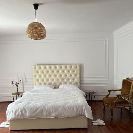 בראשוב Hidden Gem Apartment In The Center Of The City מראה חיצוני תמונה