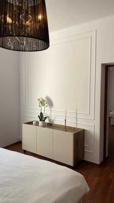 בראשוב Hidden Gem Apartment In The Center Of The City מראה חיצוני תמונה